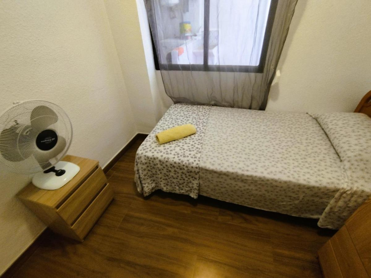 Sunny Flat With Huge Terrace! Close Downtown! อาลิกันเต ภายนอก รูปภาพ