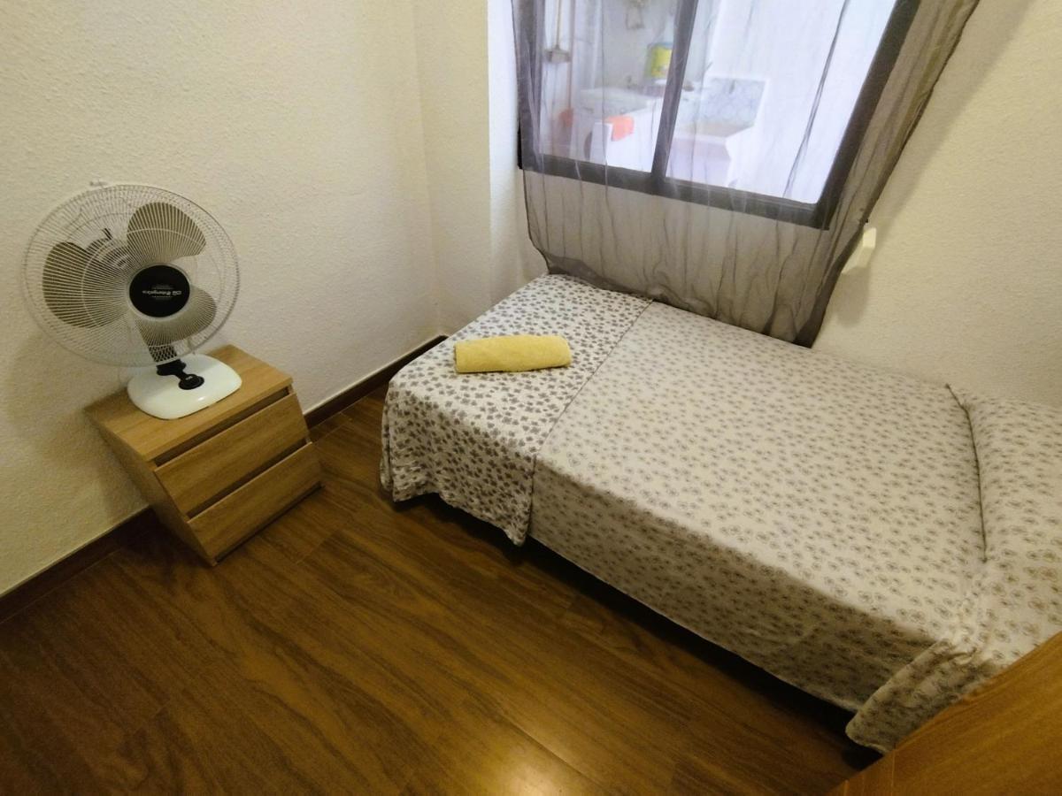 Sunny Flat With Huge Terrace! Close Downtown! อาลิกันเต ภายนอก รูปภาพ